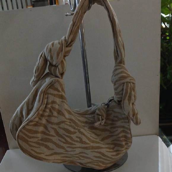 Zara Tan Zebra Print Shoulder Bag NWT - Picture 9 of 9
